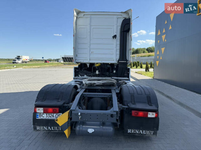 Белый Рено Магнум, объемом двигателя 12.7 л и пробегом 852 тыс. км за 17500 $, фото 4 на Automoto.ua