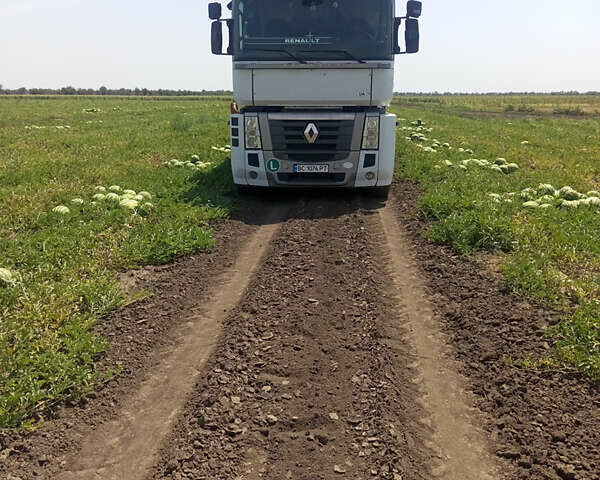 Белый Рено Магнум, объемом двигателя 12.78 л и пробегом 1 тыс. км за 16000 $, фото 10 на Automoto.ua