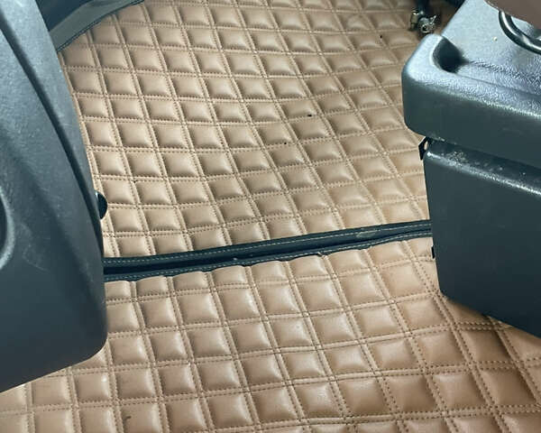 Белый Рено Магнум, объемом двигателя 0 л и пробегом 960 тыс. км за 10800 $, фото 19 на Automoto.ua