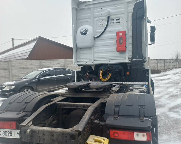 Белый Рено Магнум, объемом двигателя 12 л и пробегом 1 тыс. км за 15200 $, фото 3 на Automoto.ua