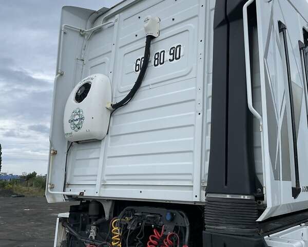 Белый Рено Магнум, объемом двигателя 12.78 л и пробегом 1 тыс. км за 11000 $, фото 8 на Automoto.ua