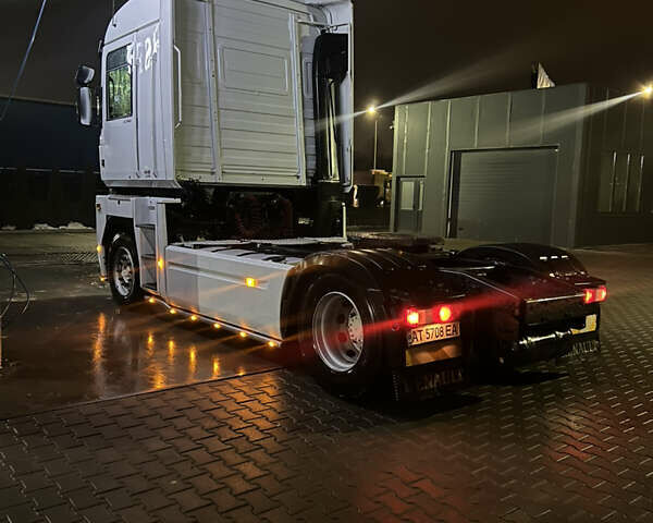 Білий Рено Магнум, об'ємом двигуна 0 л та пробігом 212 тис. км за 13500 $, фото 1 на Automoto.ua