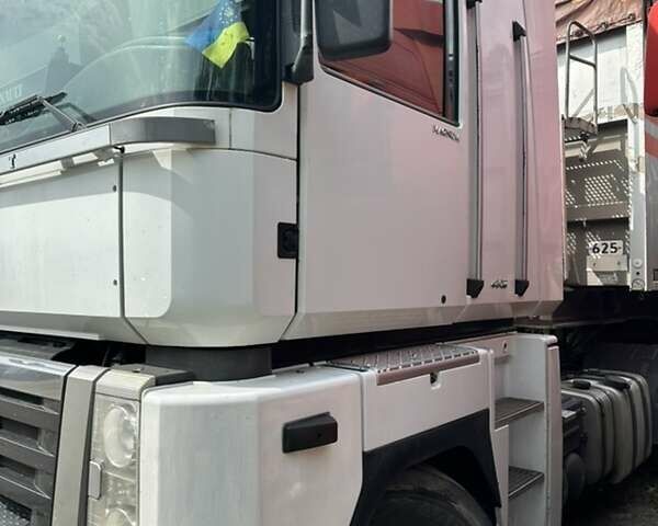 Білий Рено Магнум, об'ємом двигуна 12.78 л та пробігом 1000 тис. км за 13000 $, фото 1 на Automoto.ua