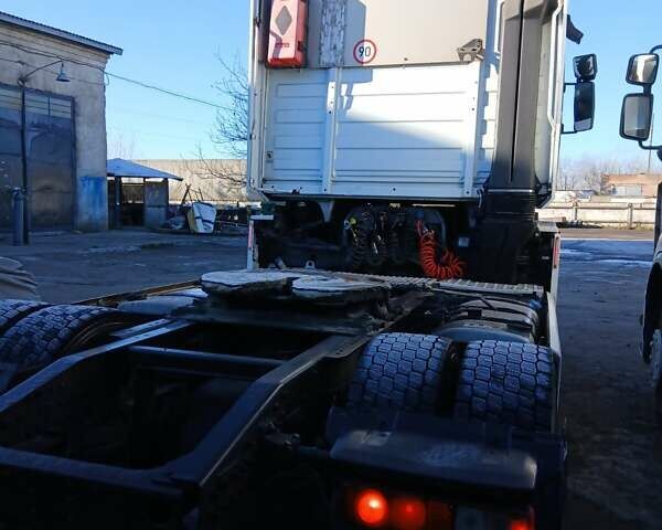 Белый Рено Магнум, объемом двигателя 12.78 л и пробегом 1 тыс. км за 11499 $, фото 2 на Automoto.ua