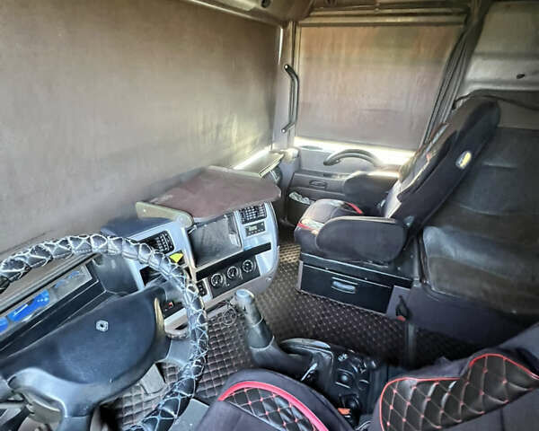 Черный Рено Магнум, объемом двигателя 12 л и пробегом 100 тыс. км за 8500 $, фото 4 на Automoto.ua