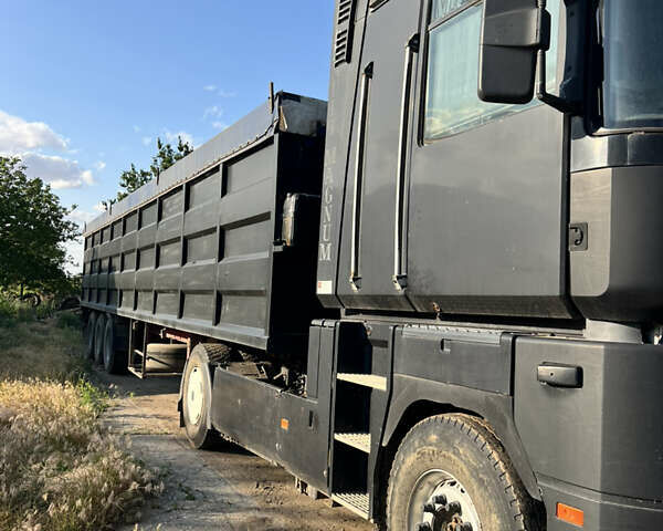 Черный Рено Магнум, объемом двигателя 12 л и пробегом 100 тыс. км за 8500 $, фото 1 на Automoto.ua