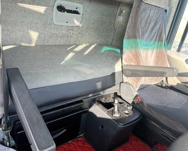 Коричневий Рено Магнум, об'ємом двигуна 12.9 л та пробігом 938 тис. км за 11000 $, фото 8 на Automoto.ua