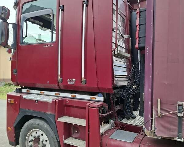 Красный Рено Магнум, объемом двигателя 12.5 л и пробегом 300 тыс. км за 11700 $, фото 17 на Automoto.ua