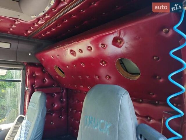 Красный Рено Магнум, объемом двигателя 11.5 л и пробегом 1 тыс. км за 8000 $, фото 13 на Automoto.ua