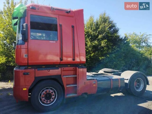 Красный Рено Магнум, объемом двигателя 11.5 л и пробегом 1 тыс. км за 8000 $, фото 4 на Automoto.ua