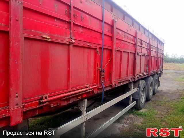 Красный Рено Магнум, объемом двигателя 12 л и пробегом 1000 тыс. км за 9000 $, фото 3 на Automoto.ua