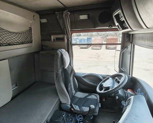 Рено Магнум 2004 в Софиевке на Automoto.ua Красный Рено Магнум, объемом двигателя 12 л и пробегом 1 тыс. км за 3554 $, фото 5 на Automoto.ua