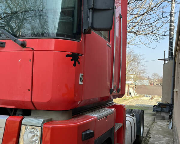 Красный Рено Магнум, объемом двигателя 12.13 л и пробегом 1 тыс. км за 15000 $, фото 14 на Automoto.ua