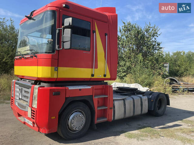 Красный Рено Магнум, объемом двигателя 12.78 л и пробегом 1000 тыс. км за 8500 $, фото 3 на Automoto.ua