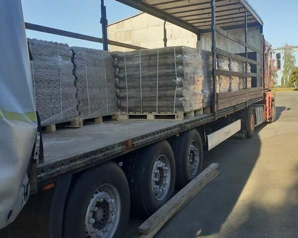 Красный Рено Магнум, объемом двигателя 12.78 л и пробегом 1 тыс. км за 15369 $, фото 32 на Automoto.ua