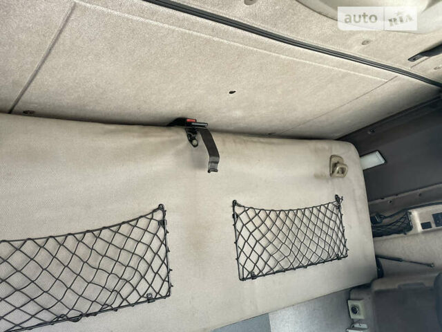 Красный Рено Магнум, объемом двигателя 12.78 л и пробегом 1000 тыс. км за 8500 $, фото 10 на Automoto.ua