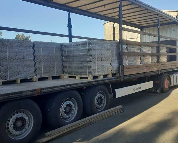 Красный Рено Магнум, объемом двигателя 12.78 л и пробегом 1 тыс. км за 15369 $, фото 21 на Automoto.ua