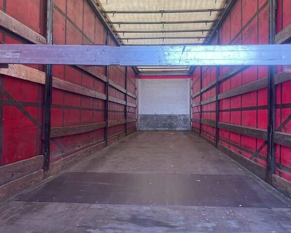Красный Рено Магнум, объемом двигателя 12.78 л и пробегом 1 тыс. км за 18000 $, фото 11 на Automoto.ua