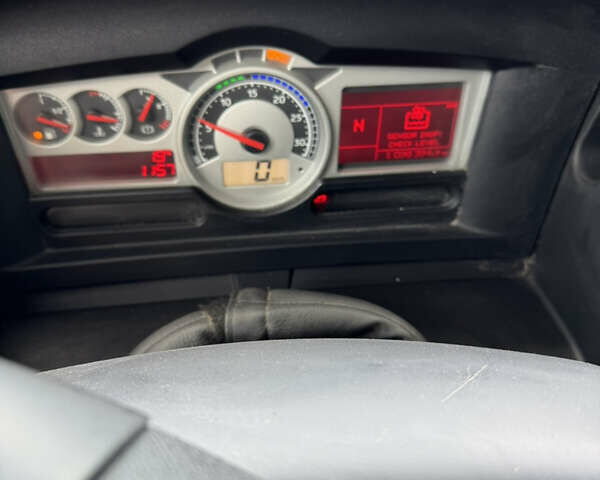 Красный Рено Магнум, объемом двигателя 12.8 л и пробегом 123 тыс. км за 9499 $, фото 19 на Automoto.ua