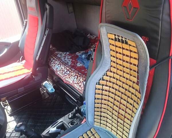 Красный Рено Магнум, объемом двигателя 0 л и пробегом 1 тыс. км за 9200 $, фото 4 на Automoto.ua
