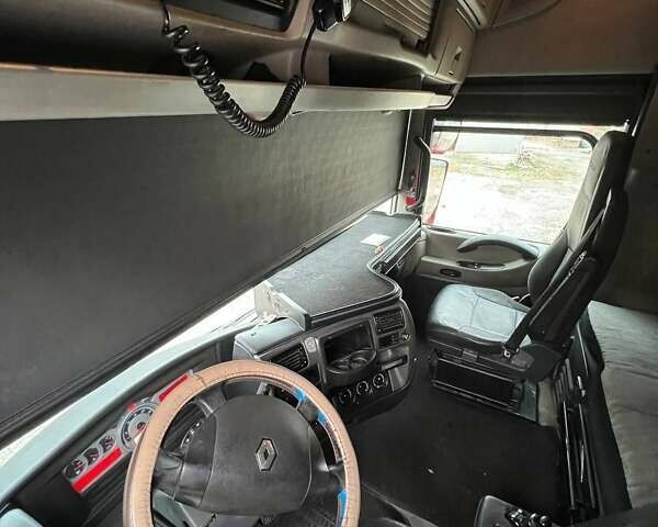 Рено Магнум 2009 в Тернополе на Automoto.ua Красный Рено Магнум, объемом двигателя 0 л и пробегом 919 тыс. км за 9900 $, фото 2 на Automoto.ua