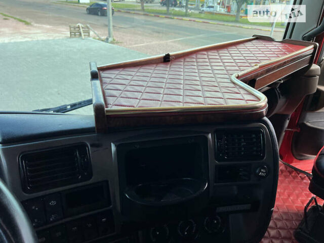 Червоний Рено Магнум, об'ємом двигуна 12.9 л та пробігом 52 тис. км за 7999 $, фото 10 на Automoto.ua