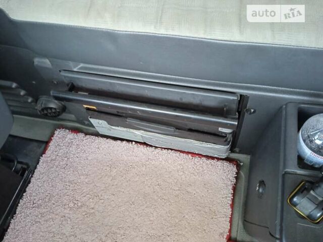 Рено Магнум 2010 у Вінниці на Automoto.ua Червоний Рено Магнум, об'ємом двигуна 12.8 л та пробігом 840 тис. км за 18000 $, фото 14 на Automoto.ua