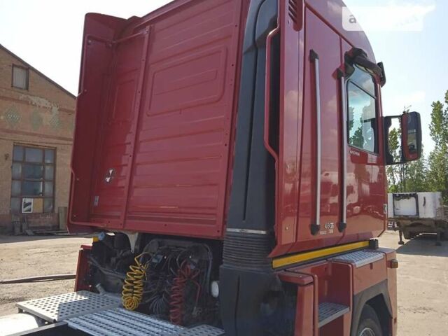 Рено Магнум 2010 у Вінниці на Automoto.ua Червоний Рено Магнум, об'ємом двигуна 12.8 л та пробігом 840 тис. км за 18000 $, фото 8 на Automoto.ua