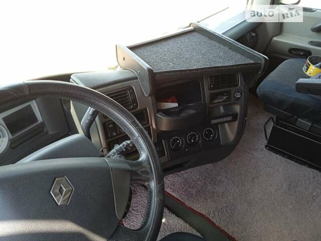 Рено Магнум 2010 у Вінниці на Automoto.ua Червоний Рено Магнум, об'ємом двигуна 12.8 л та пробігом 840 тис. км за 18000 $, фото 12 на Automoto.ua