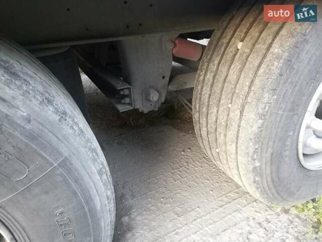 Красный Рено Магнум, объемом двигателя 12.9 л и пробегом 980 тыс. км за 25500 $, фото 4 на Automoto.ua