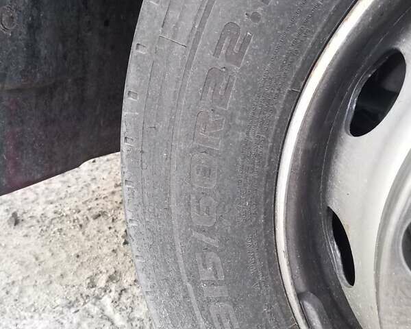 Красный Рено Магнум, объемом двигателя 12.9 л и пробегом 980 тыс. км за 25500 $, фото 10 на Automoto.ua