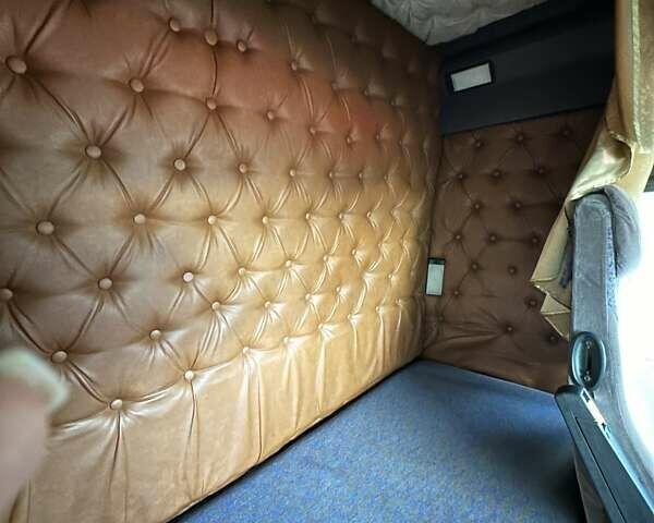 Рено Магнум, об'ємом двигуна 0 л та пробігом 850 тис. км за 9999 $, фото 4 на Automoto.ua