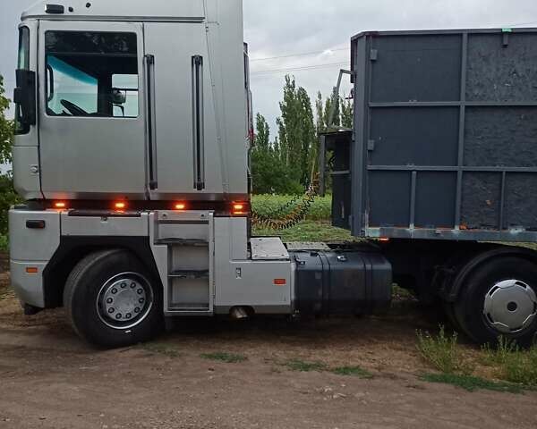 Рено Магнум, объемом двигателя 0 л и пробегом 2 тыс. км за 4950 $, фото 4 на Automoto.ua