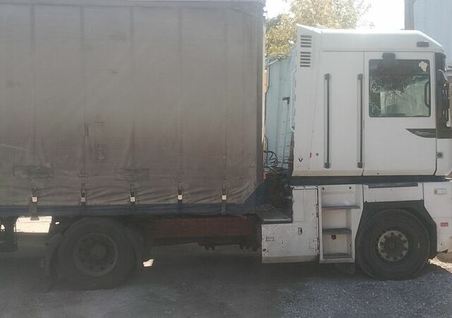 Рено Магнум, об'ємом двигуна 0 л та пробігом 0 тис. км за 4000 $, фото 3 на Automoto.ua