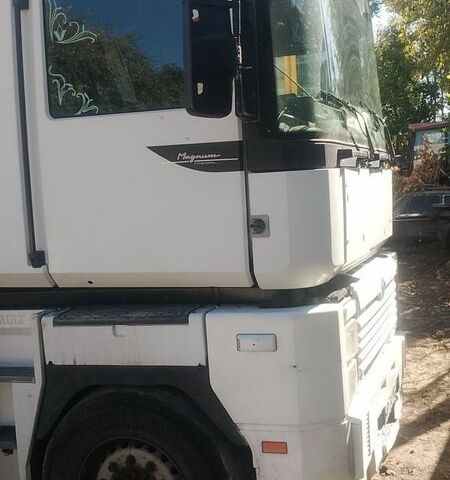 Рено Магнум, объемом двигателя 0 л и пробегом 0 тыс. км за 4500 $, фото 2 на Automoto.ua