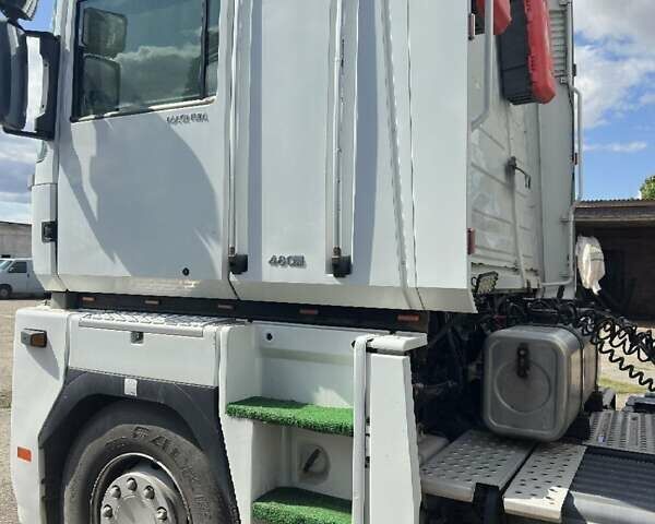 Рено Магнум 2011 в Николаеве на Automoto.ua Рено Магнум, объемом двигателя 12.78 л и пробегом 1 тыс. км за 12999 $, фото 4 на Automoto.ua