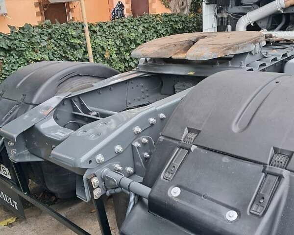 Рено Магнум, объемом двигателя 12 л и пробегом 5 тыс. км за 12500 $, фото 5 на Automoto.ua