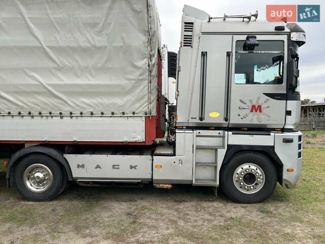 Рено Магнум, объемом двигателя 0 л и пробегом 265 тыс. км за 6500 $, фото 4 на Automoto.ua