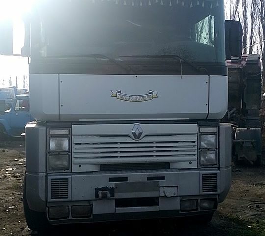 Рено Магнум, объемом двигателя 12 л и пробегом 990 тыс. км за 4100 $, фото 4 на Automoto.ua