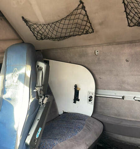 Рено Магнум, объемом двигателя 0 л и пробегом 1000 тыс. км за 5000 $, фото 7 на Automoto.ua