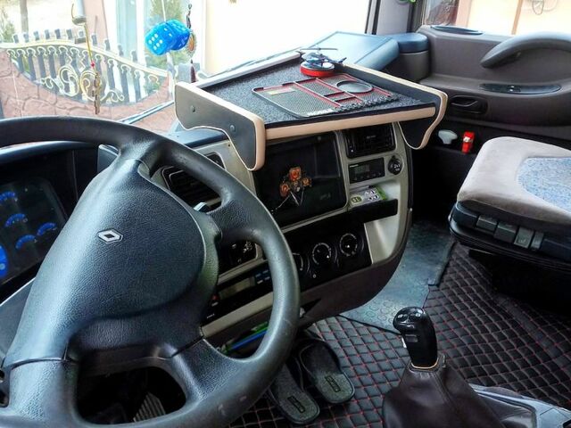 Рено Магнум, объемом двигателя 12 л и пробегом 900 тыс. км за 6000 $, фото 2 на Automoto.ua