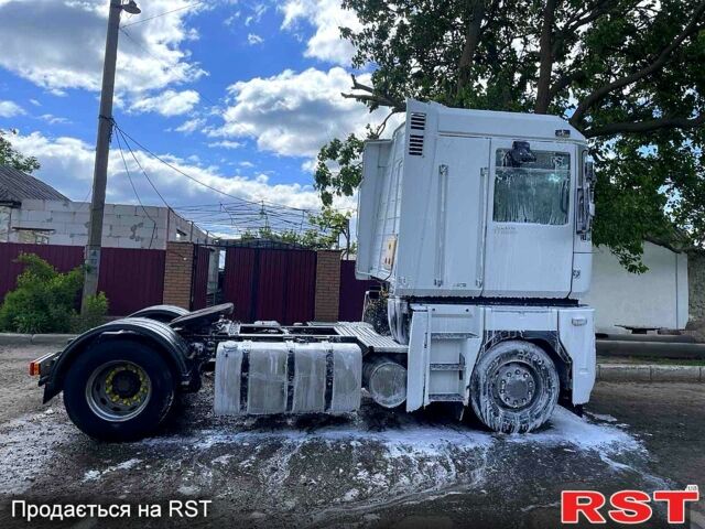 Рено Магнум 2006 у Вознесенске на Automoto.ua Рено Магнум, об'ємом двигуна 12.1 л та пробігом 1000 тис. км за 6500 $, фото 11 на Automoto.ua