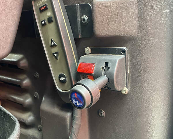 Рено Магнум, об'ємом двигуна 12.9 л та пробігом 1 тис. км за 8500 $, фото 8 на Automoto.ua