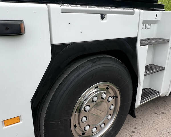 Рено Магнум 2008 у Івано-Франківську на Automoto.ua Рено Магнум, об'ємом двигуна 0 л та пробігом 1 тис. км за 14500 $, фото 21 на Automoto.ua