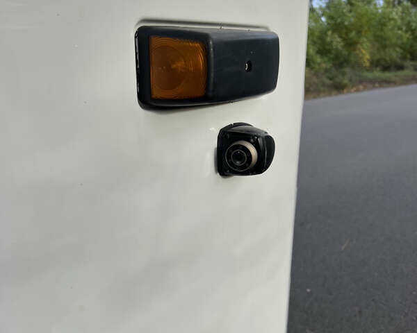 Рено Магнум, объемом двигателя 12 л и пробегом 1 тыс. км за 9800 $, фото 7 на Automoto.ua