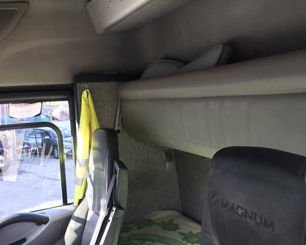 Рено Магнум, объемом двигателя 12.78 л и пробегом 1 тыс. км за 14500 $, фото 21 на Automoto.ua