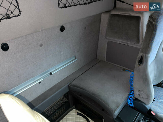 Рено Магнум, объемом двигателя 12.8 л и пробегом 999 тыс. км за 9999 $, фото 30 на Automoto.ua