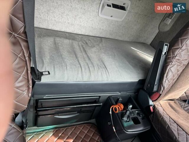 Рено Магнум, объемом двигателя 0 л и пробегом 940 тыс. км за 15500 $, фото 11 на Automoto.ua
