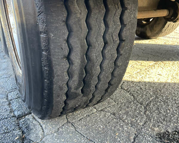 Жовтий Рено Магнум, об'ємом двигуна 11.93 л та пробігом 1 тис. км за 7800 $, фото 12 на Automoto.ua