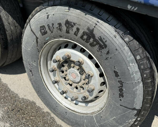 Желтый Рено Магнум, объемом двигателя 12 л и пробегом 1 тыс. км за 14500 $, фото 7 на Automoto.ua